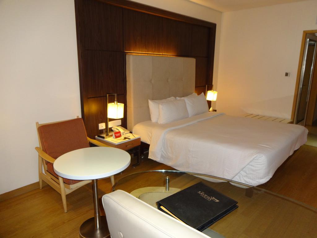 Savera Hotel Čennai Pokoj fotografie